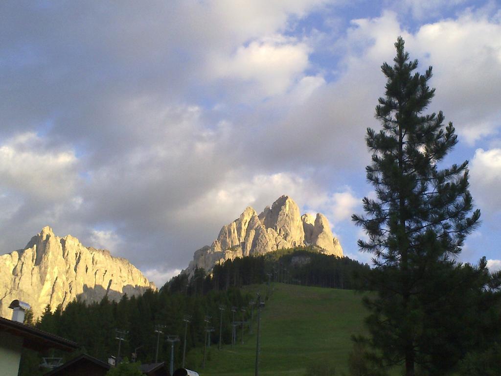 Park Hotel Aurora Pozza di Fassa Exterior foto