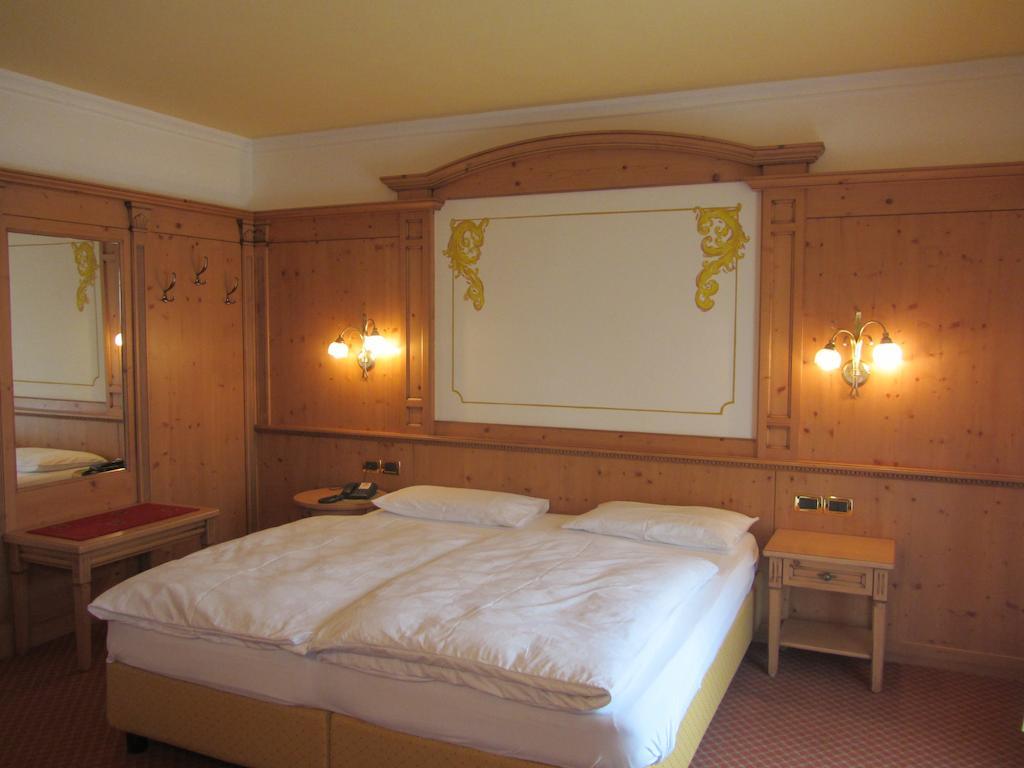 Park Hotel Aurora Pozza di Fassa Zimmer foto
